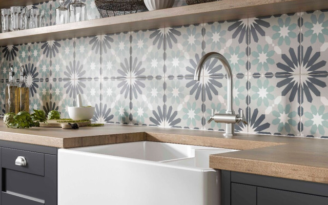 P10868gaudipatternedporcelain250x250
