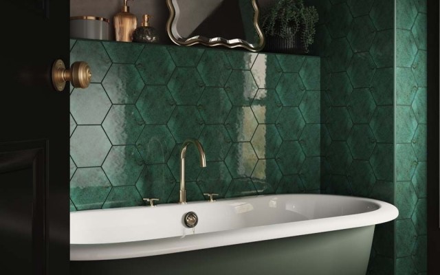 P12069-hope-green-hexagon-gloss-ceramic-wall-153x173mm